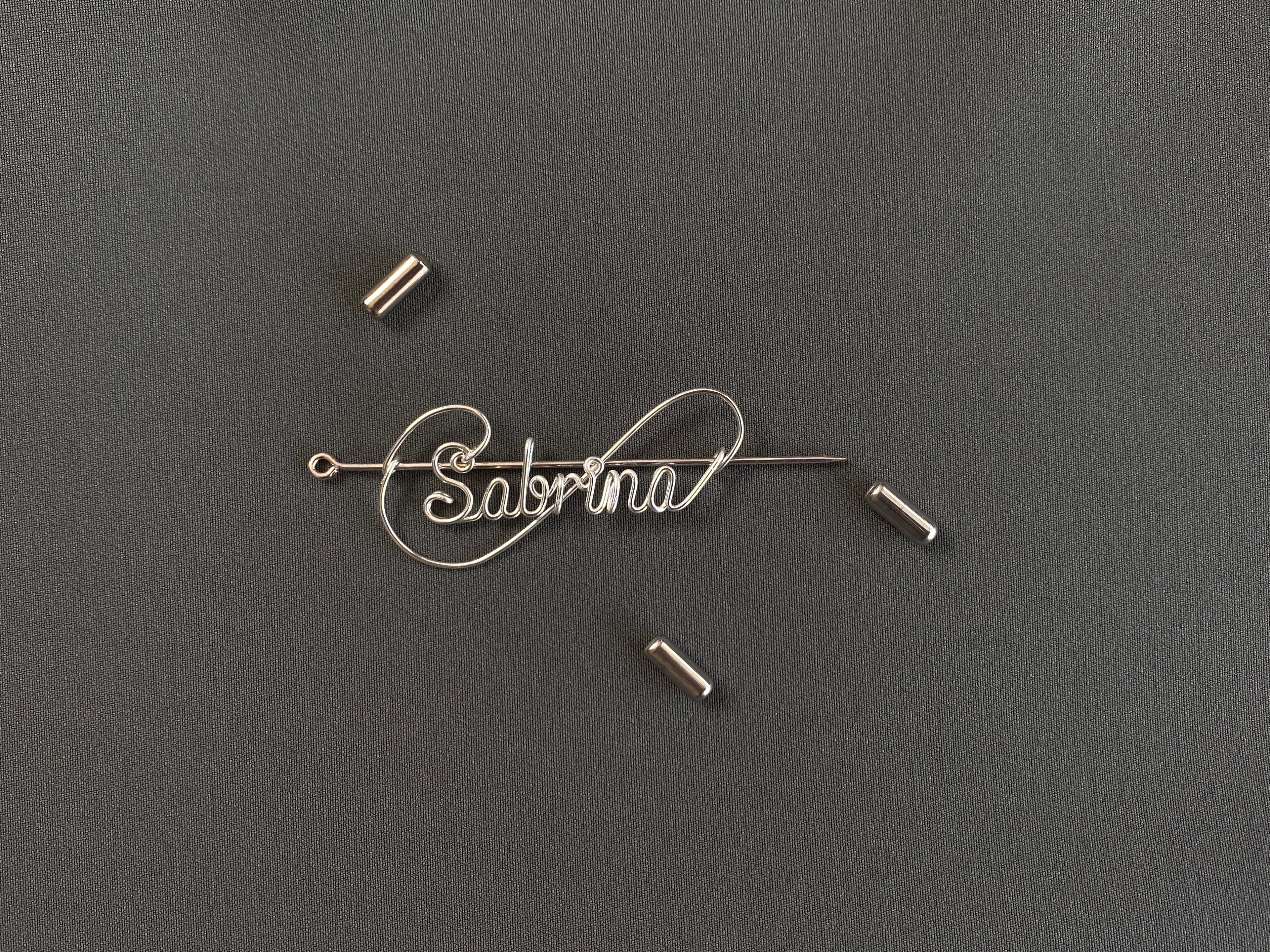 Spilla Nome in Argento Personalizzata, Gioiello Artigianale in Filo